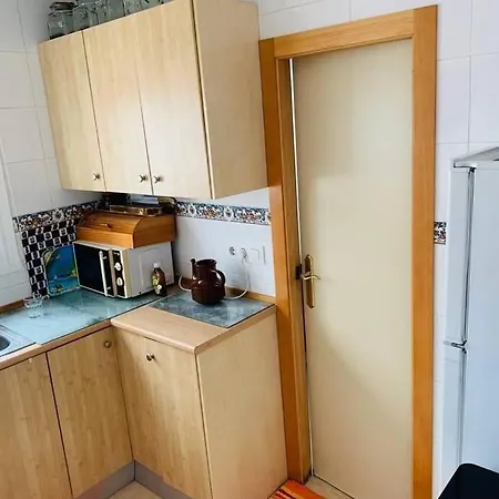 Дом отдыха Casa Con Terraza En Barrio Marinero