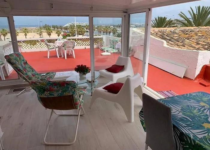 Casa Con Terraza En Barrio Marinero 別荘 *